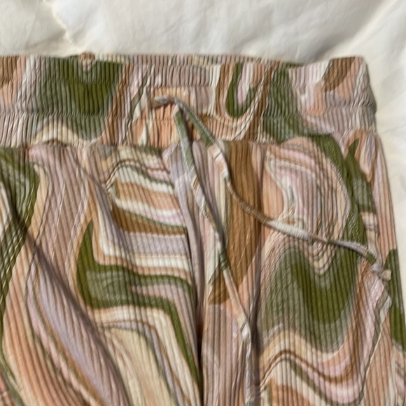 BEACH RIOT Ribbed Knit Hailey Cropped Lounge Pants Marble Swirl Print XS NWT - Picture 8 of 10
